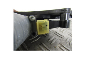 Leve vitre electrique arriere droit AUDI A4 4 Photo n°2