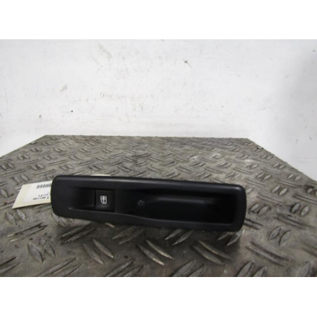 Interrupteur de leve vitre arriere gauche RENAULT MEGANE 3