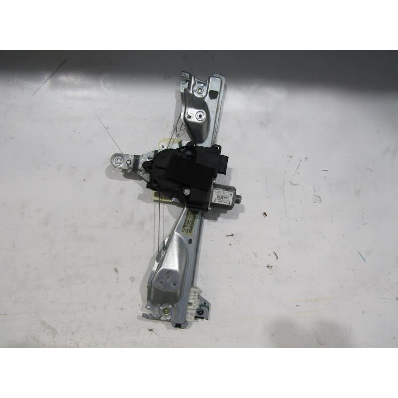 Leve vitre electrique arriere gauche PEUGEOT 308 1 Photo n°1