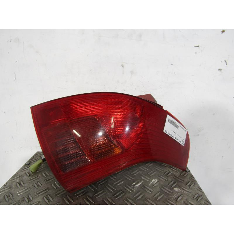 Feu arriere principal droit (feux) SUZUKI SWIFT 3 Photo n°1