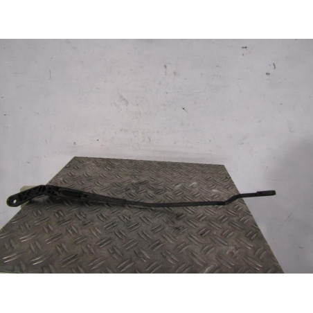 Bras essuie glace avant droit VOLKSWAGEN GOLF 3