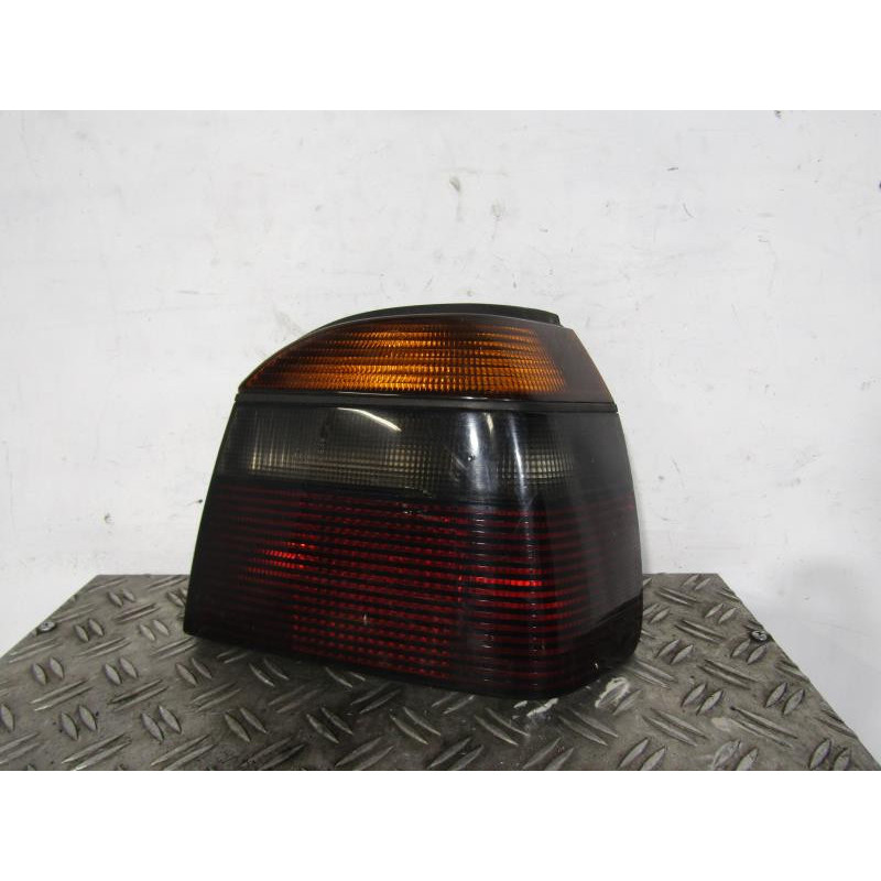 Feu arriere principal droit (feux) VOLKSWAGEN GOLF 3 Photo n°1