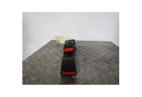 Attache ceinture arriere droit PEUGEOT 607 Photo n°1