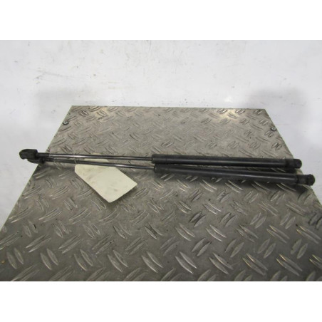 Verin de coffre VOLKSWAGEN GOLF 3