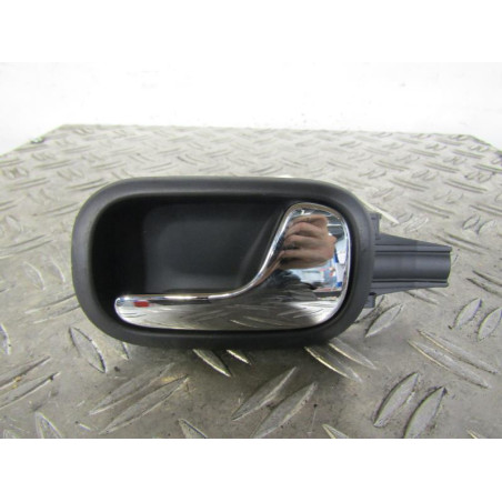 Poignee interieur arriere droit AUDI A3 1