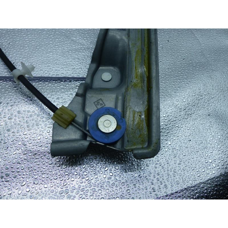 Leve vitre electrique arriere gauche RENAULT LAGUNA 3 Photo n°1