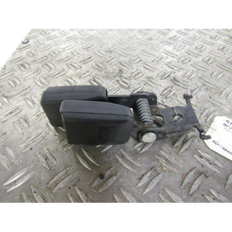 Attache ceinture arriere gauche RENAULT MEGANE 2