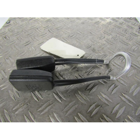 Attache ceinture arriere droit VOLKSWAGEN GOLF 3