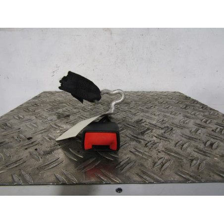Attache ceinture arriere droit SKODA FABIA 1