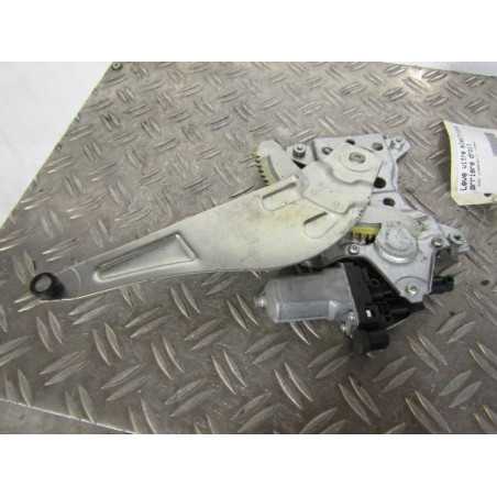 Leve vitre electrique arriere droit SUZUKI SWIFT 3