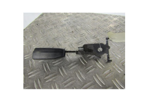 Attache ceinture arriere droit RENAULT MEGANE 3 Photo n°2