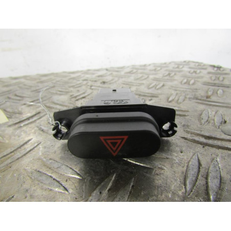 Bouton de warning HYUNDAI I 10 1