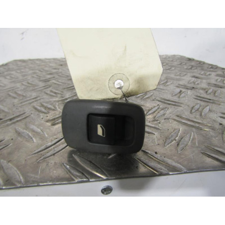 Interrupteur de leve vitre arriere droit CITROEN C5 1