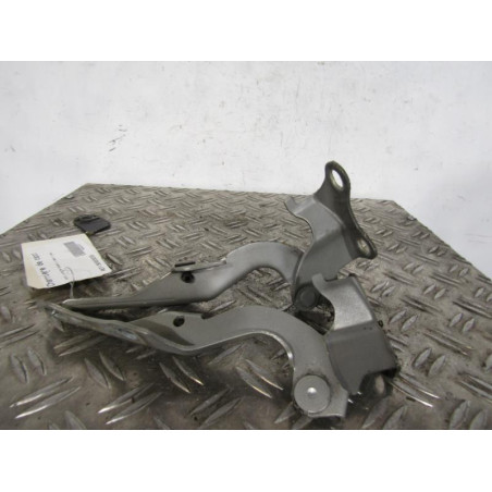 Charniere de capot TOYOTA AVENSIS 2