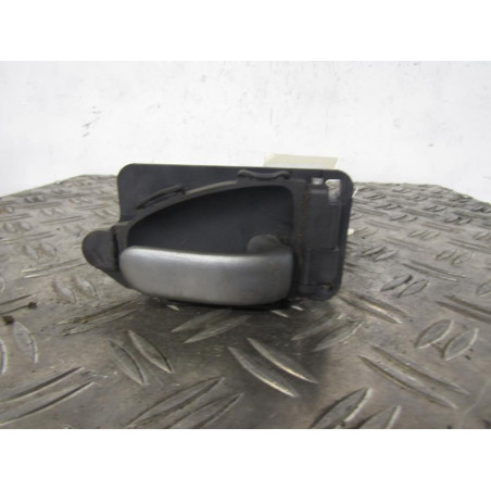 Poignee interieur arriere droit CITROEN XSARA PICASSO