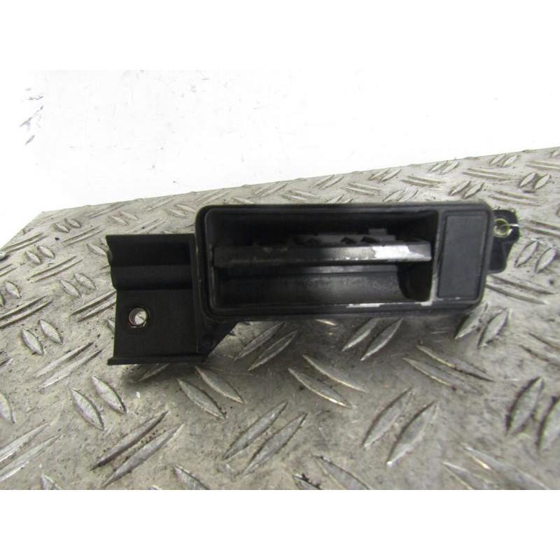Bouton de coffre MERCEDES CLASSE C 203 COUPE SPORT Photo n°1
