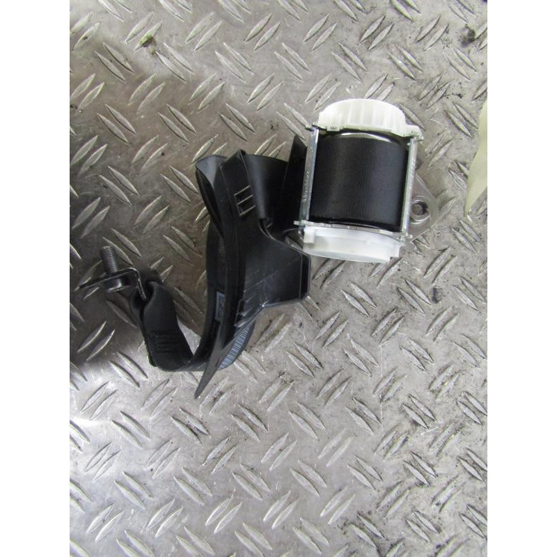 Ceinture arriere droit VOLKSWAGEN PASSAT 6 Photo n°1