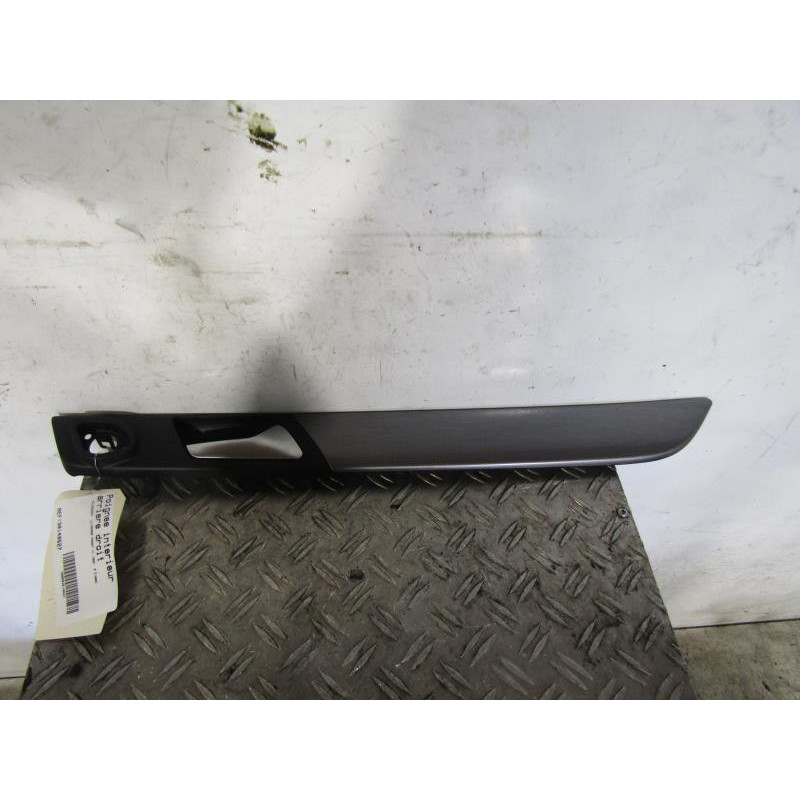 Poignee interieur arriere droit VOLKSWAGEN PASSAT 6 Photo n°1