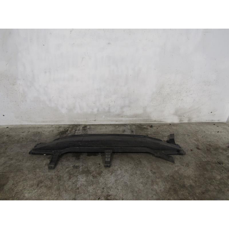 Renfort pare choc arriere (traverse) HYUNDAI I 40 Photo n°1