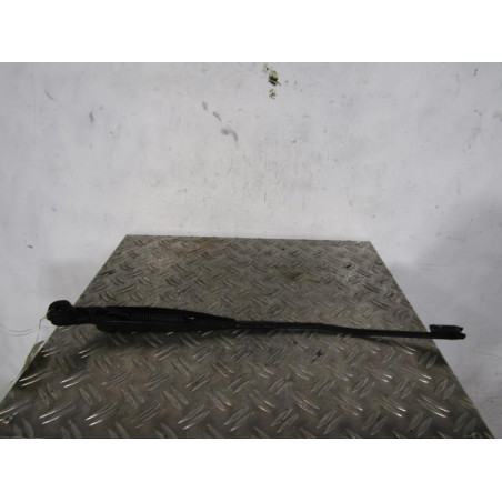 Bras essuie glace avant gauche FORD KA 2