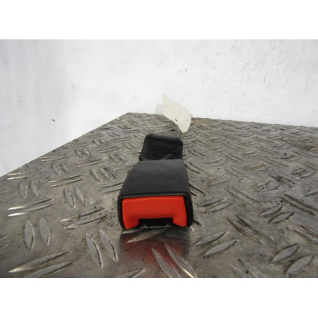 Attache ceinture arriere gauche FORD KA 2