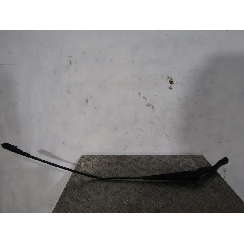Bras essuie glace avant droit OPEL CORSA D Photo n°1