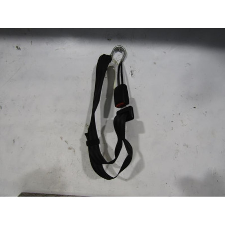 Attache ceinture arriere gauche VOLKSWAGEN GOLF 3