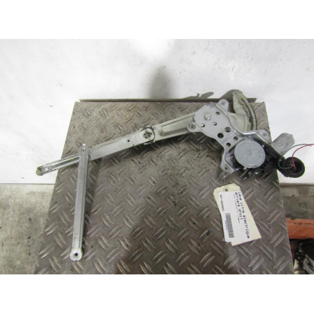 Leve vitre electrique arriere droit SUZUKI SWIFT 3