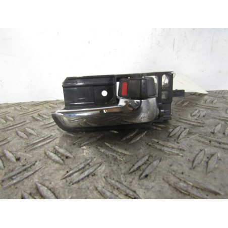 Poignee interieur arriere droit SUZUKI SWIFT 3