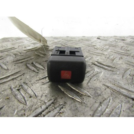 Bouton de warning OPEL ZAFIRA A