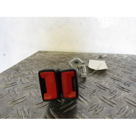 Attache ceinture arriere gauche SEAT LEON 2