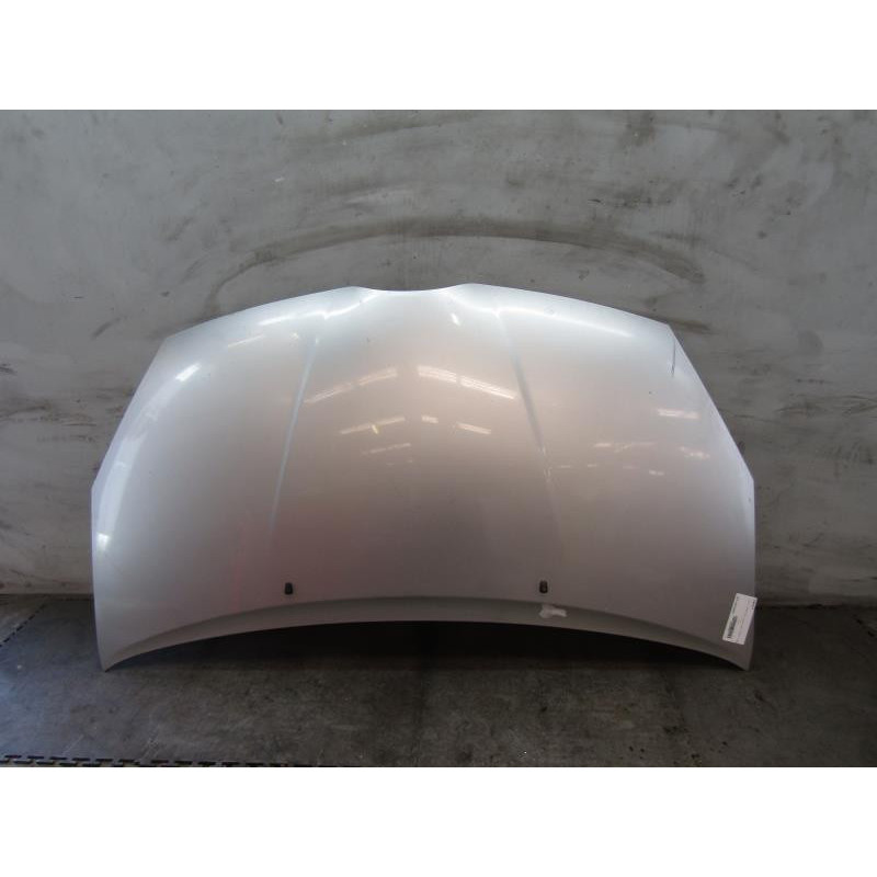 Capot TOYOTA COROLLA VERSO 2 Photo n°1