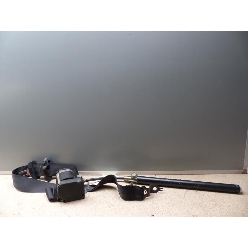 Ceinture avant droit VOLKSWAGEN CADDY 2 Photo n°1