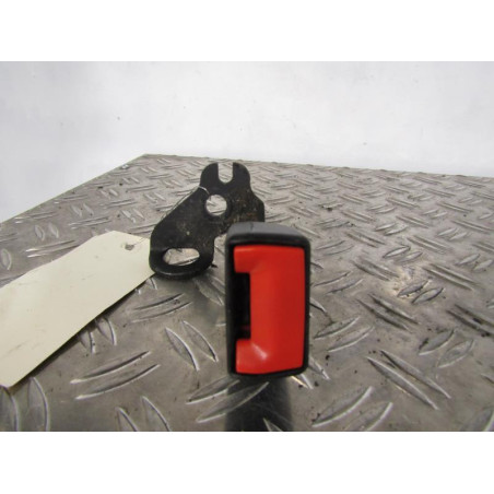 Attache ceinture arriere gauche FORD FOCUS 2