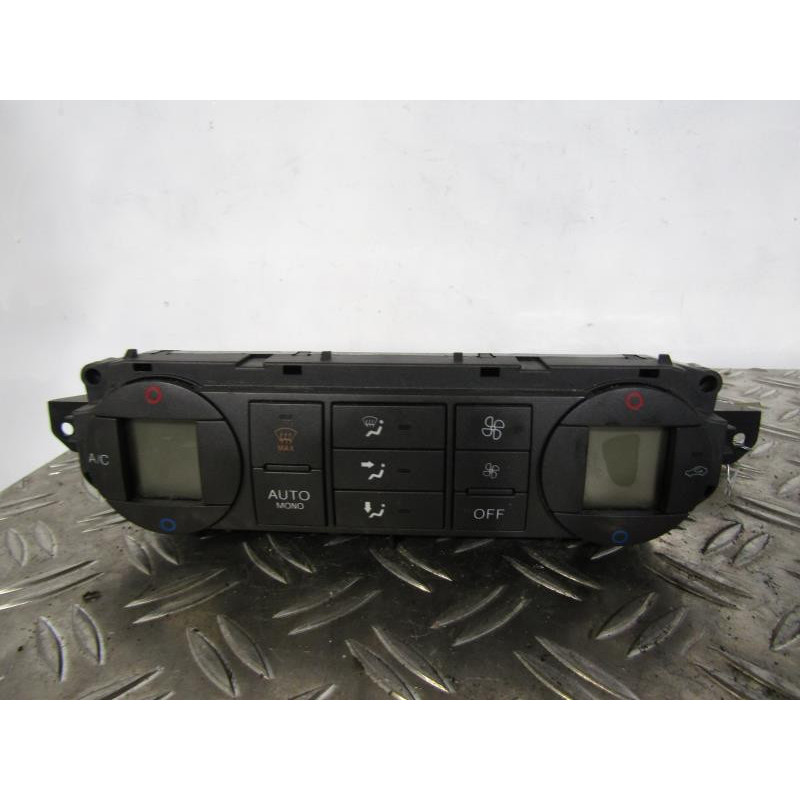 Commande chauffage FORD FOCUS 2 Photo n°1