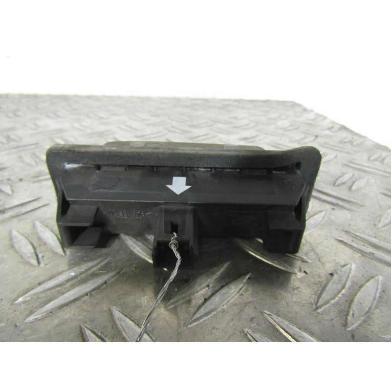 Bouton de coffre RENAULT GRAND ESPACE 4 Photo n°1