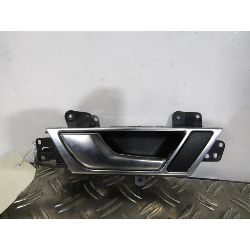 Poignee interieur arriere gauche AUDI A6 3 Photo n°1