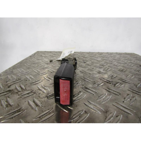 Attache ceinture arriere gauche PEUGEOT 307