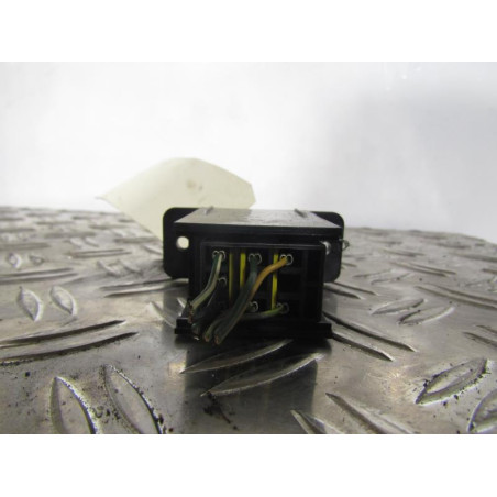 Bouton de warning OPEL AGILA A