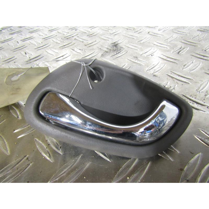 Poignee interieur arriere gauche OPEL AGILA A Photo n°1