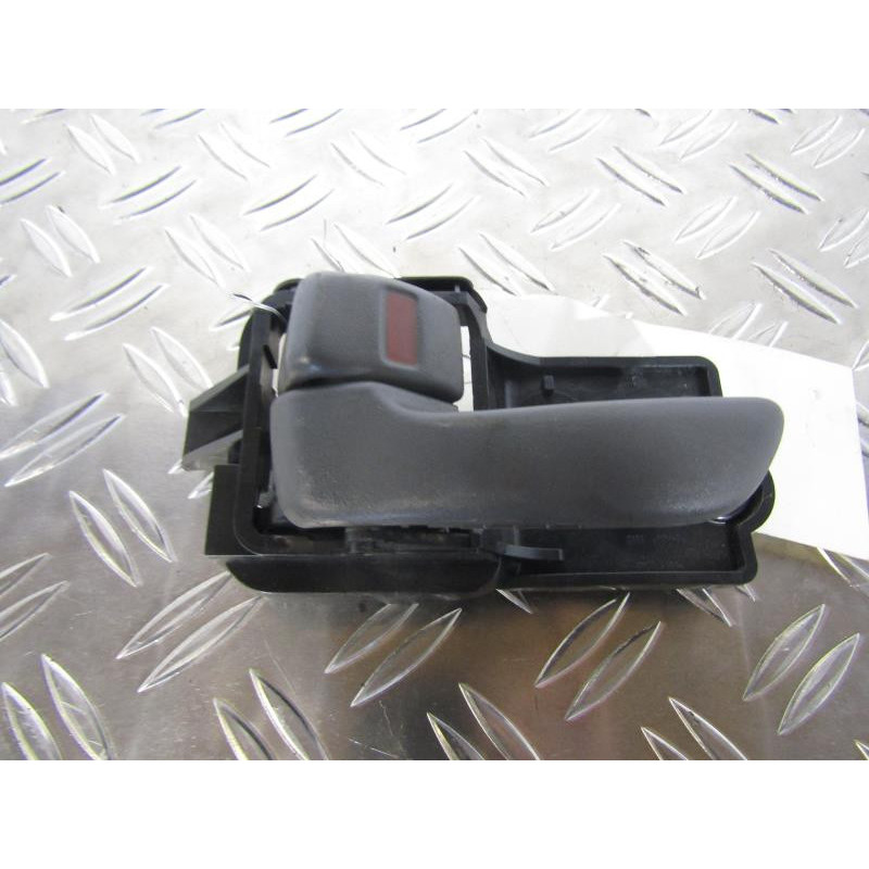 Poignee interieur arriere gauche TOYOTA AVENSIS 1 Photo n°1