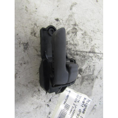 Poignee interieur avant droit TOYOTA AVENSIS 1