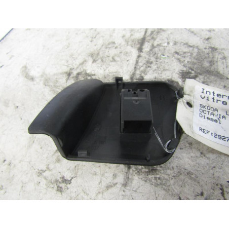 Interrupteur de leve vitre avant droit SKODA OCTAVIA 1