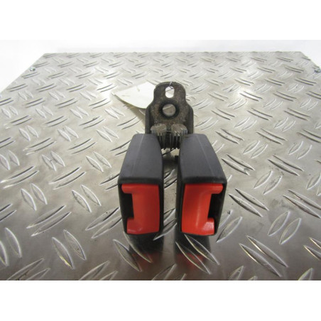 Attache ceinture arriere droit FORD FOCUS 2