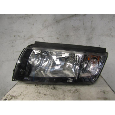 Optique avant principal gauche (feux)(phare) SKODA FABIA 1
