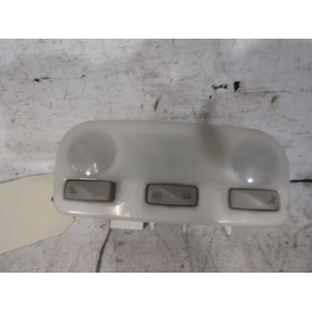 Eclairage de plafonnier RENAULT CLIO 4