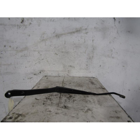 Bras essuie glace avant gauche TOYOTA RAV4 2