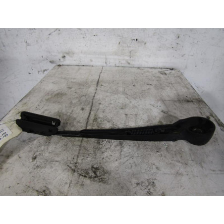 Bras essuie glace arriere AUDI A3 1