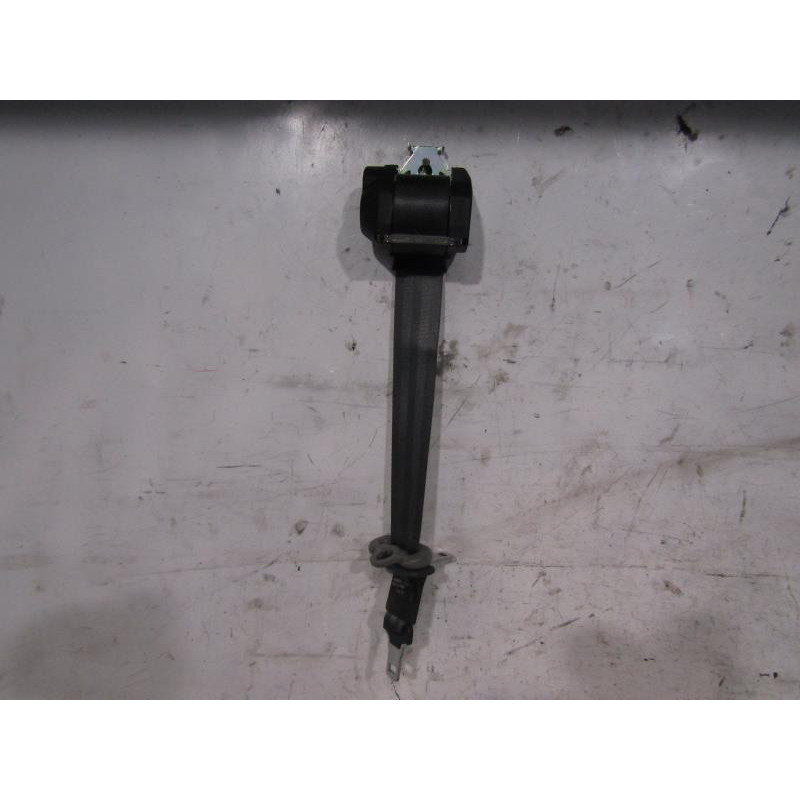 Ceinture arriere centrale RENAULT CLIO 2 CAMPUS Photo n°1