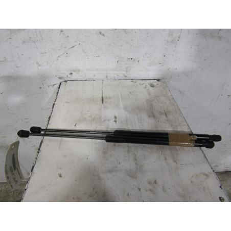 Verin de coffre HYUNDAI I 30 2